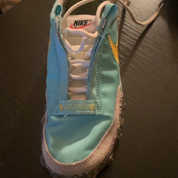 COPY - NIKE Light blue yellow RUNNING SNEAKERS Women size 7 - Picture 4 of 11